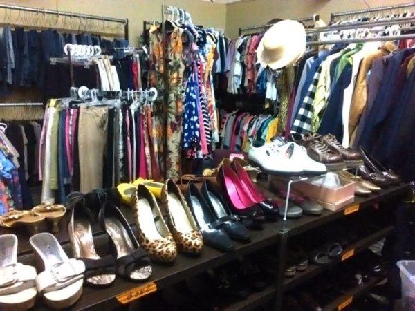 Missouri thrift store selling donated shoes and clothes